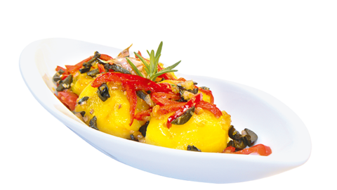 Foto von Oliven-Knoblauch-Kartoffeln mit Paprika und Schalotten